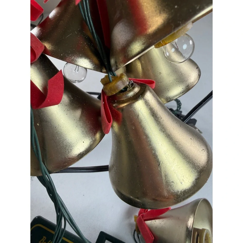 Mr Christmas Bells of Christmas 10 Lighted Musical Brass Bells 21 Carols Vintage